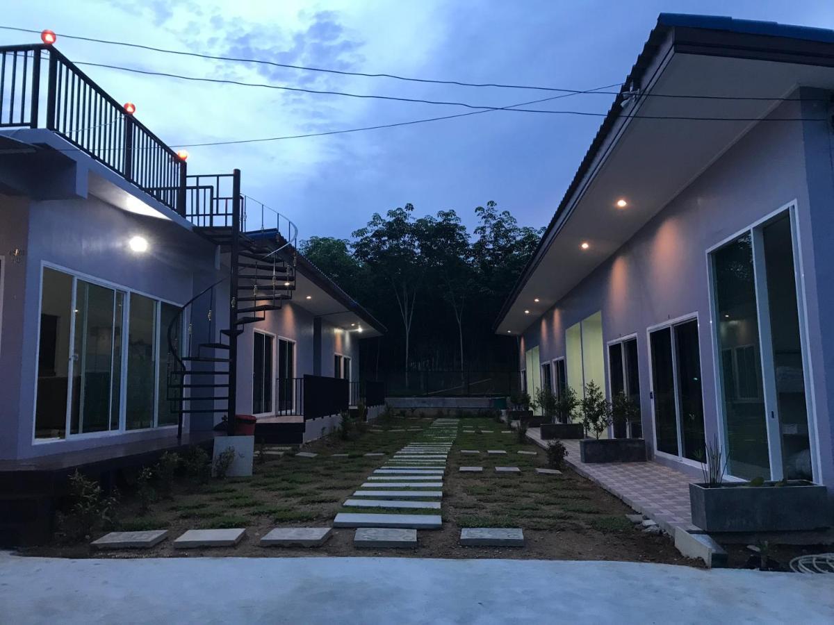 Tubtimtong Boutique Hotel Nai Yang Beach Екстериор снимка